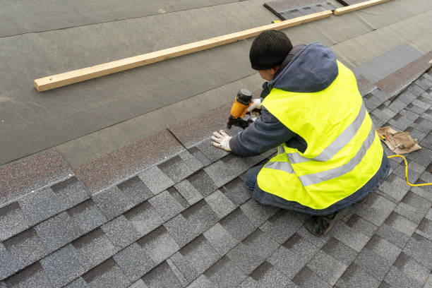 Best Residential Roofing Contractor  in Fenton, MI
